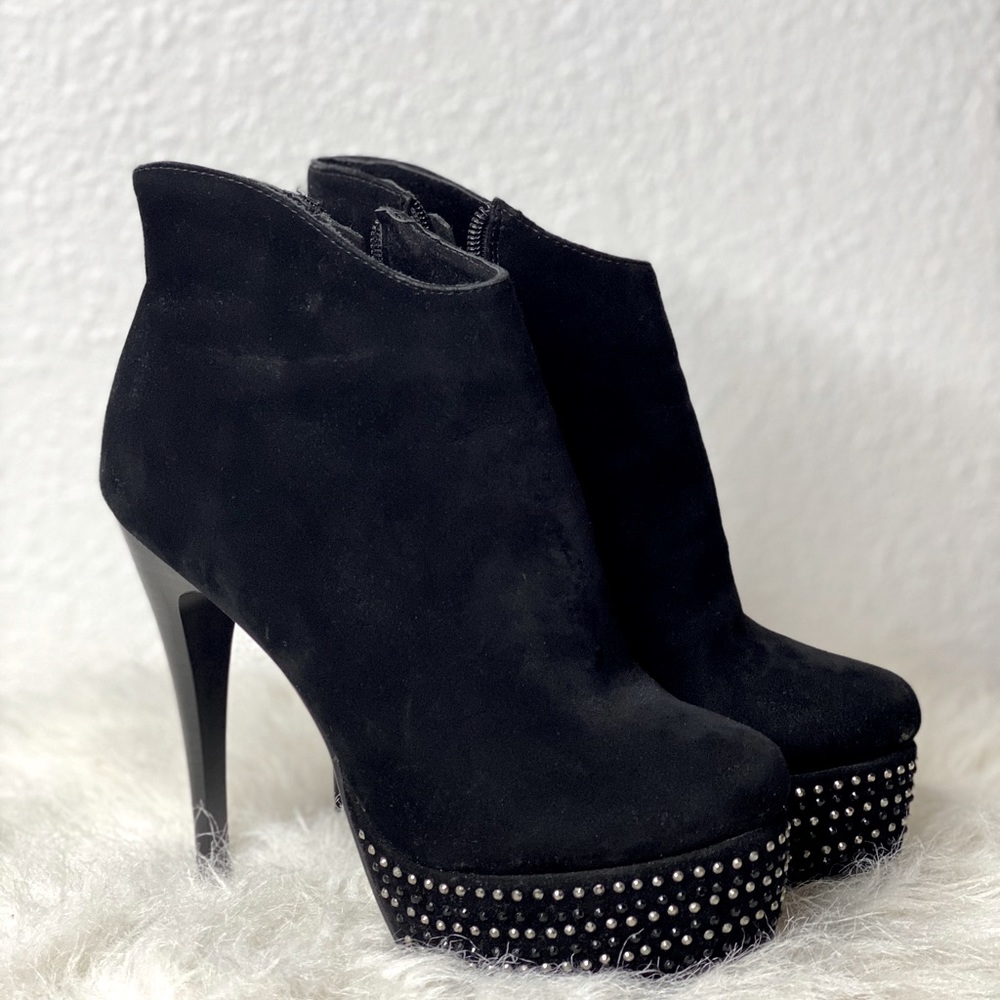 Ankle boots